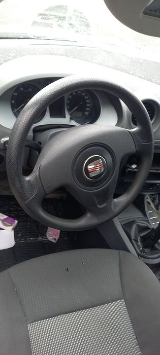 Seat Ibiza III 1.4 бензин на части
