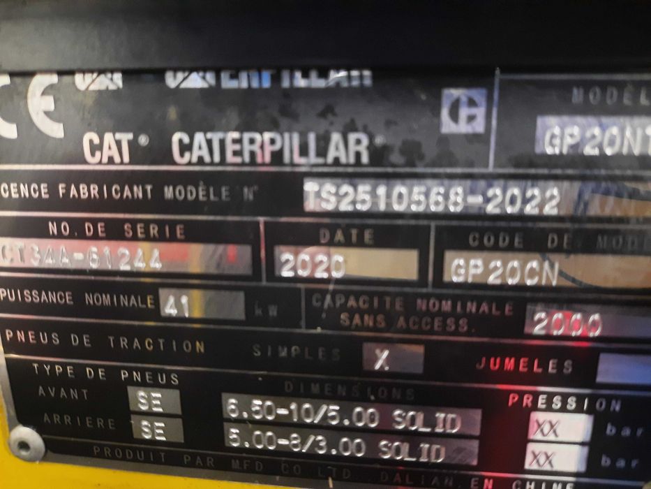 Газокар Катерпилар 2000кг