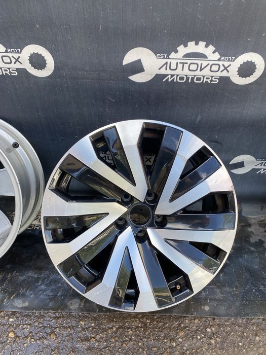 Janta alian 18" Vw Touareg 3 model Concordia