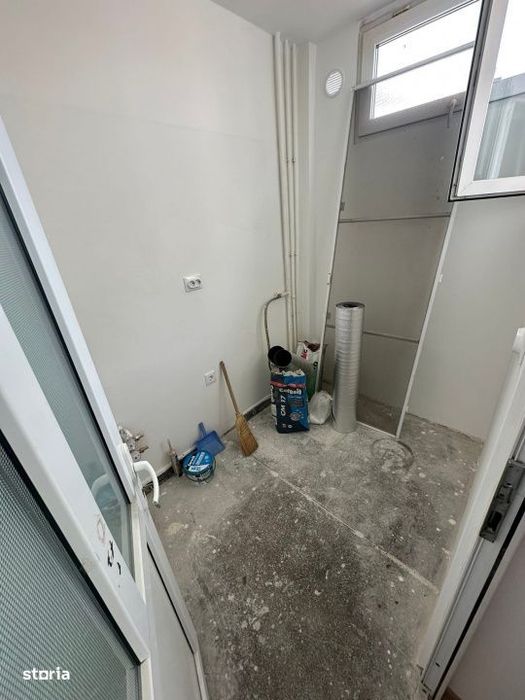Vand garsoniera | MANASTUR | Parang | et intermediar