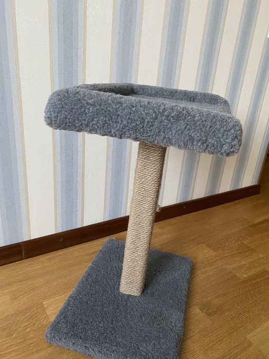 Лежанка когтеточка для питомца