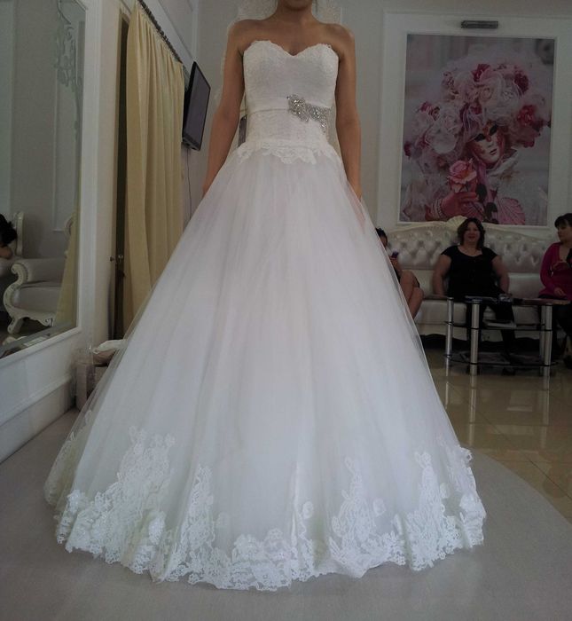 Свадебное платье