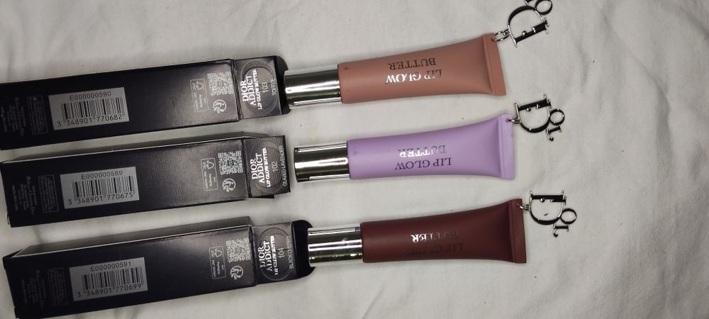 Dior Machiaj Buze Addict Lip Glow Butter
4,6(4,6 K)