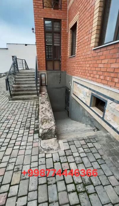 Срочно! 6 ком. дом 580 м² на участке 7,4 сотки. Сергели, Хонобад