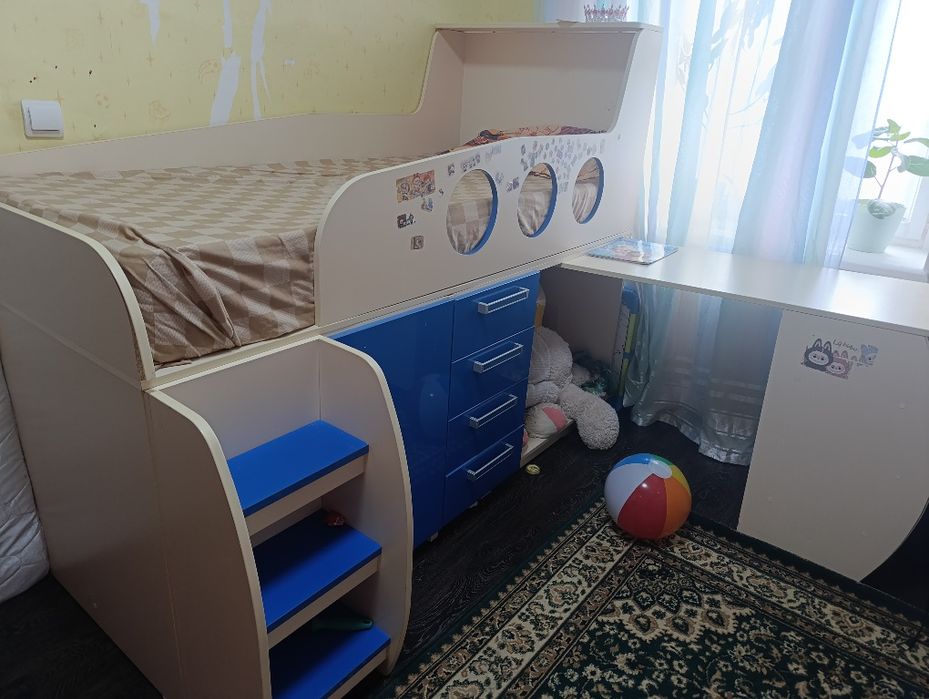 Продам кровать. Детская.