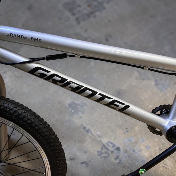 Продам новый велосипед BMX