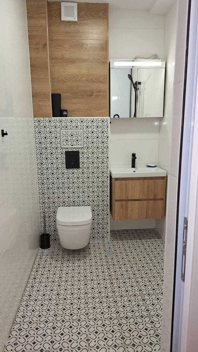 Дава се под наем Двустаен апартамент в Бургас, Център - 65 кв.м за 510 € - Снимка #5