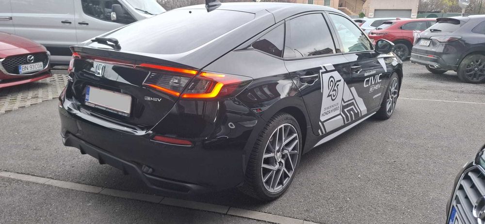 Honda Civic 2.0i Hibrid Advance Facelift