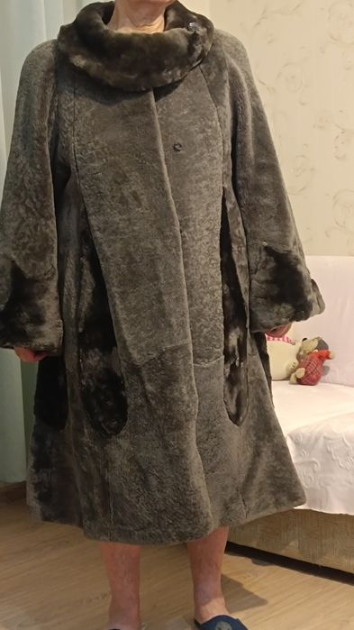 Продам шубу мутоновую