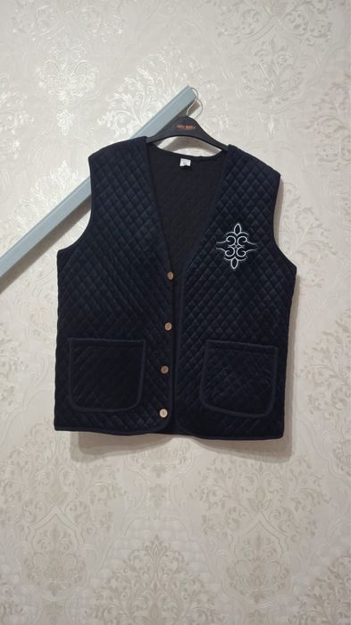 Новая жилетка мужская национальная