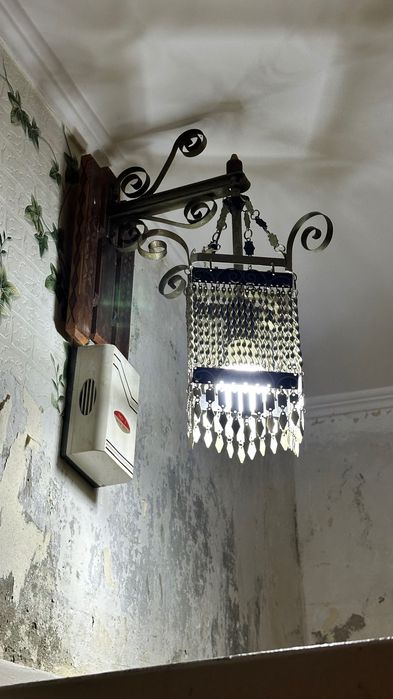 Люстры потолочные, бра