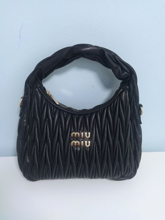 Нова чанта Miu Miu