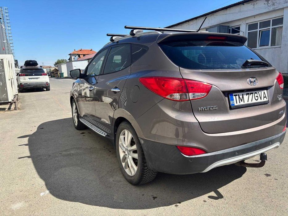 Hyundai ix35 4x4 /2012/  2.0 CRDi / FULL / Trapa / Piele / Distributie NOUA/ Turbo VERIFICAT/