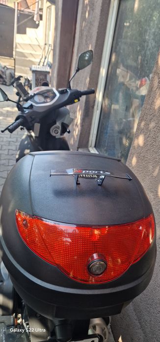 Vind scuter Generic soho 125 cc se conduce cu cat B plus adeverinta