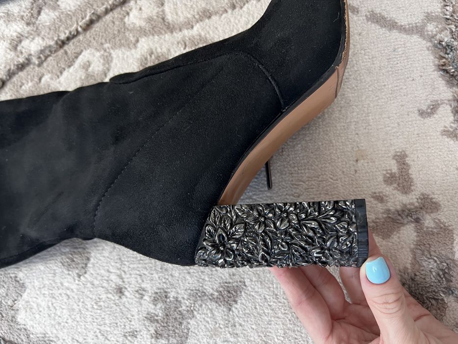 Продам ботфорты замшевые