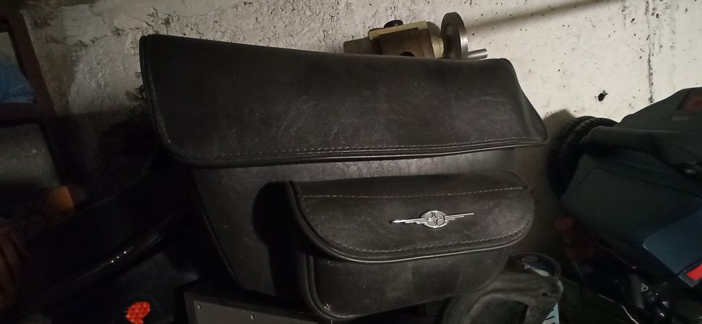 Coburi genți laterale motocicletă