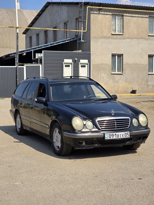 Мерседес Е320 в рассрочку