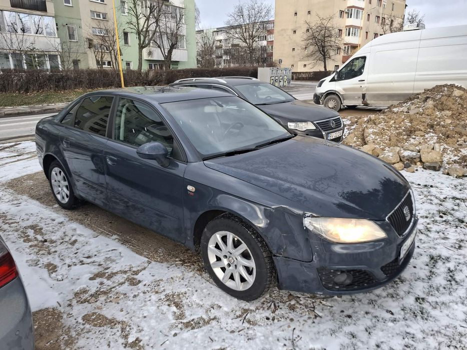 Seata Exeo  Negru Inmatriculat