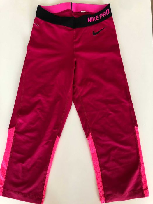 Дамски спортен клин 3/4 Nike - размер XS