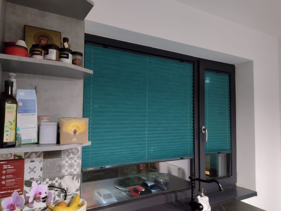 Plase de țânțari, rolete textile, rulouri exterioare, jaluzele plisate si verticale