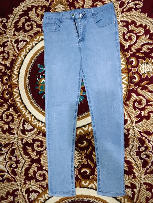 Джинсы мужские голубые