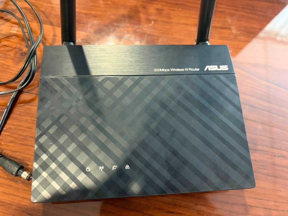 Router Wireless ASUS RT-N12+ 300 Mbps (Router / Repeater / AP)