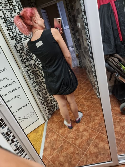 Много рокли в отлично състояние-всичко от обявата за 80 лв общо