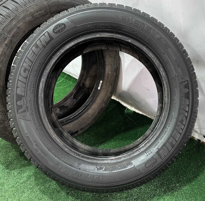 2бр 195/60r15 MICHELIN летни