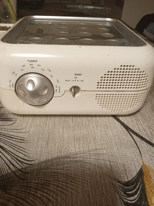 Radio cu SD și ceas cu alarma Germania