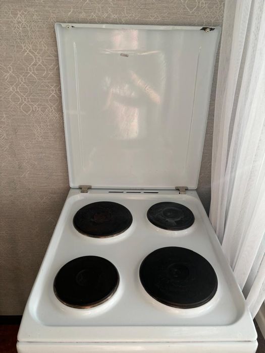 Электрическая плита