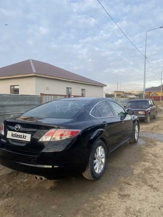 Автомобиль Мазда 6 2012г