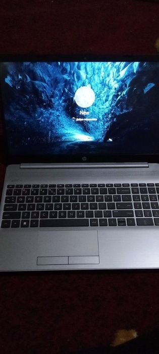 Hp notebook sotiladi
