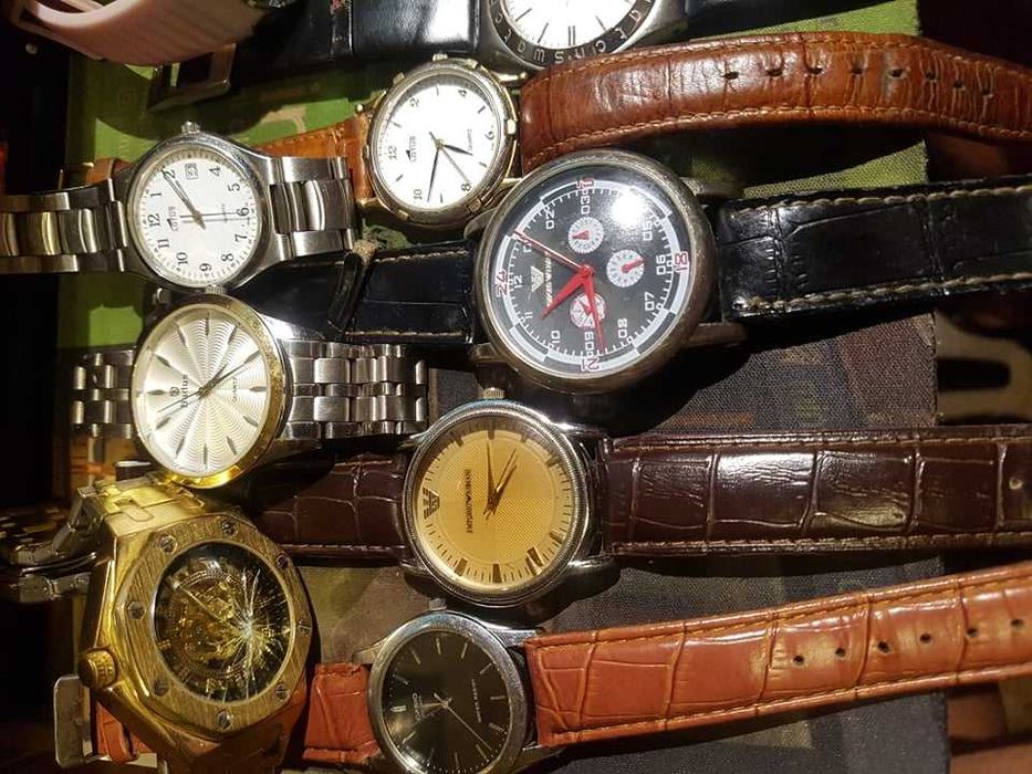 vand ceasuri la alegere