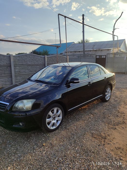 Тойота Авенсис 2008 год