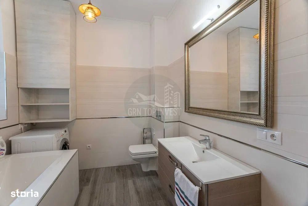 Apartament de LUX 3 camere si curte Parc Sub Arini
