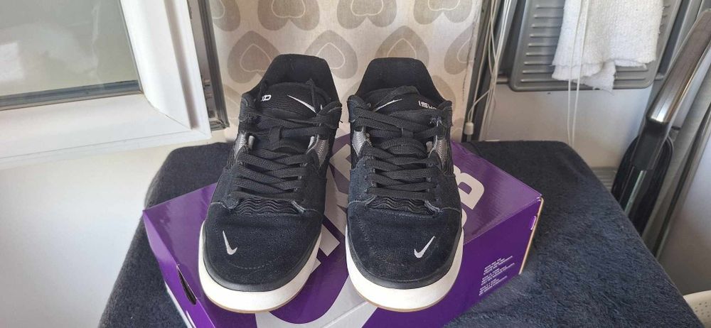 Маратонки Nike SB Ishod