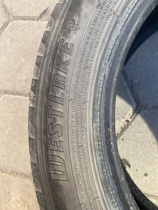 Продам резину на 17