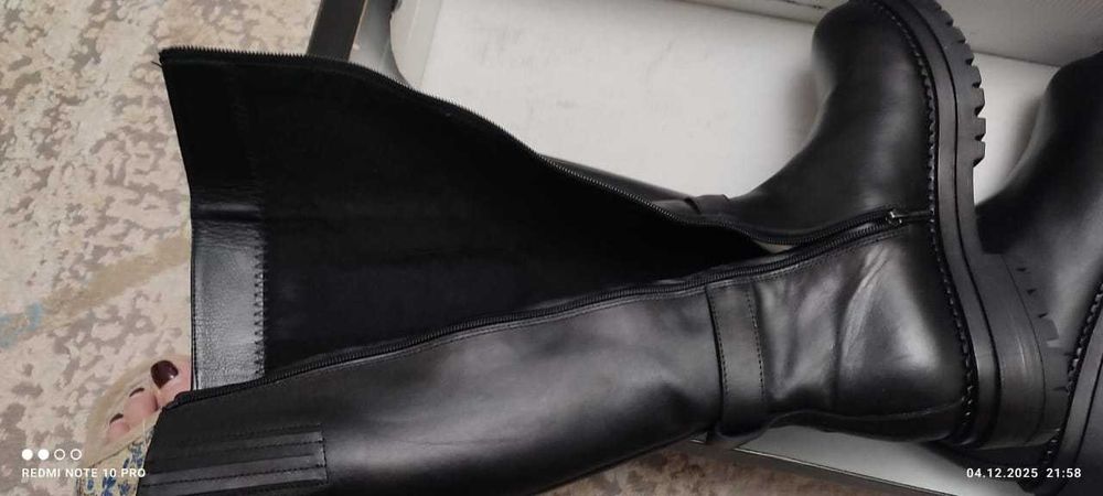 Продам сапоги осенние