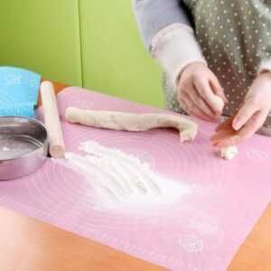 Силиконова подложка за месене и точене 46Х66СМ