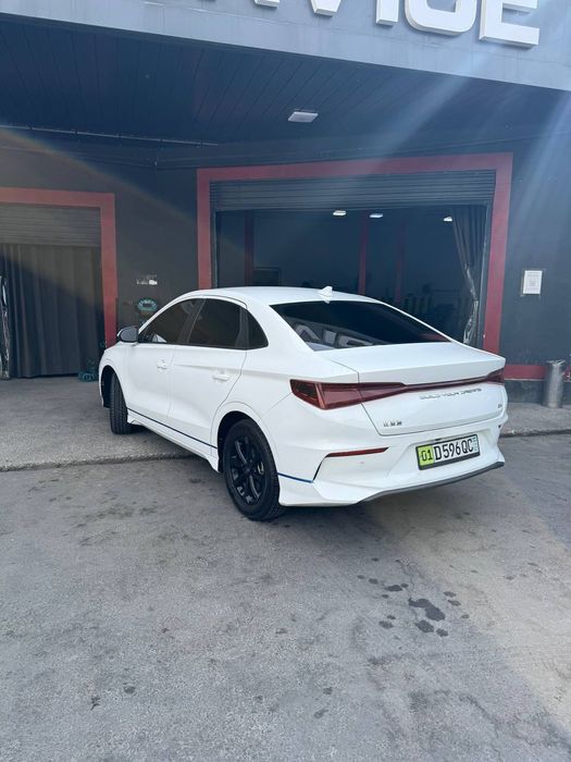 byd e3 sotiladi 2020 56 ming probeg