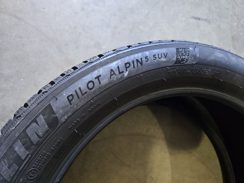 255/45/20 MICHELIN 3бр