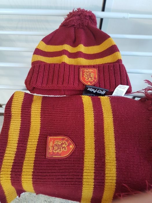 Продам шапки на девочку и мальчика Польша