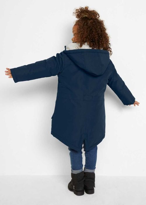 Утепленная парка для девочки со съемным капюшоном