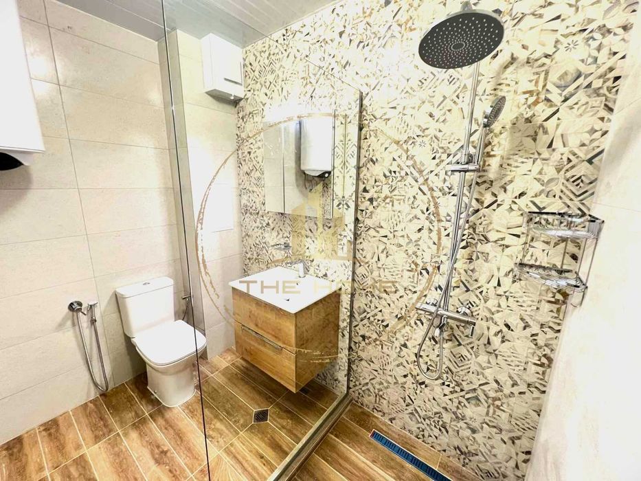 Дава се под наем Двустаен апартамент в Варна, Бриз - 60 кв.м за 1100 € - Снимка #8