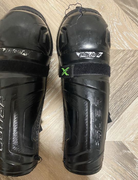 Продам наколенники BAUER
