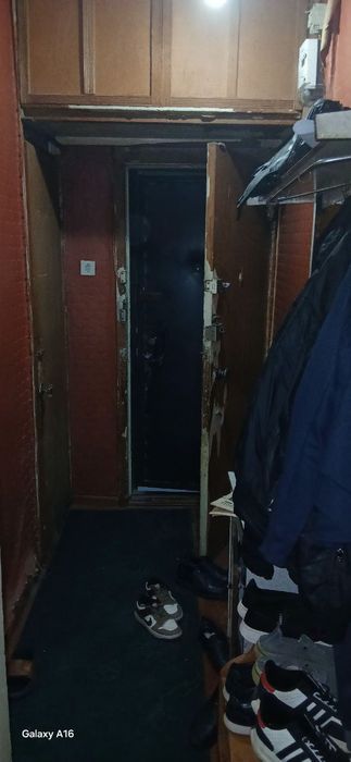 Сотилади Чилонзор 11 квартал 2 хонали