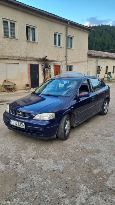 Opel  Astra   1.4