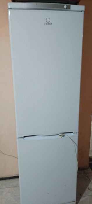Холодильник Индезит