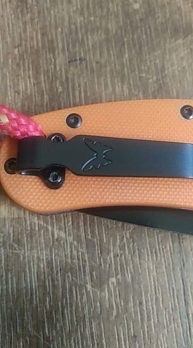 Дръж на сигурно!Нов!Елегантен със стил и финес!