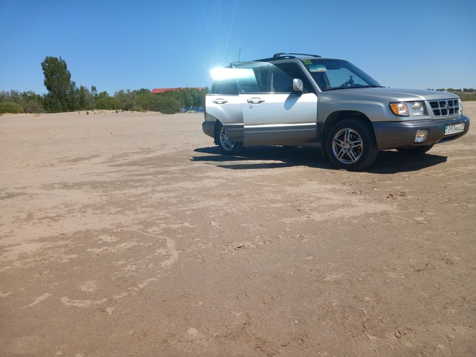 Субару форестер 1999
